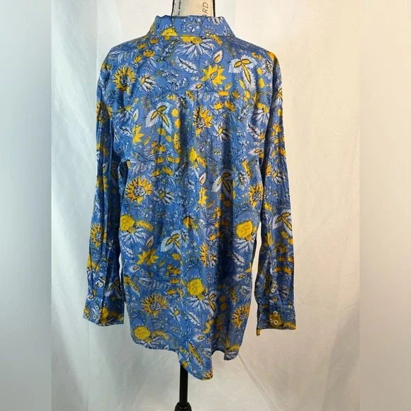 Talbots Blue and Yellow Floral Button Down Shirt ๐๐๐ - Picture 7 of 10